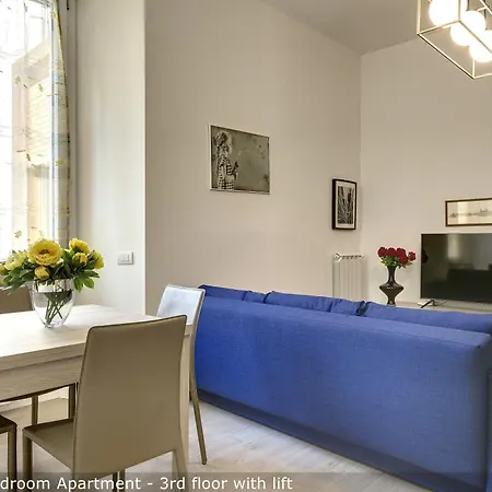 Cavour By Mamo * Φλωρεντία