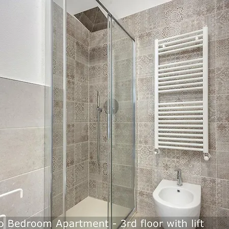 Apartment Cavour By Mamo Florenz