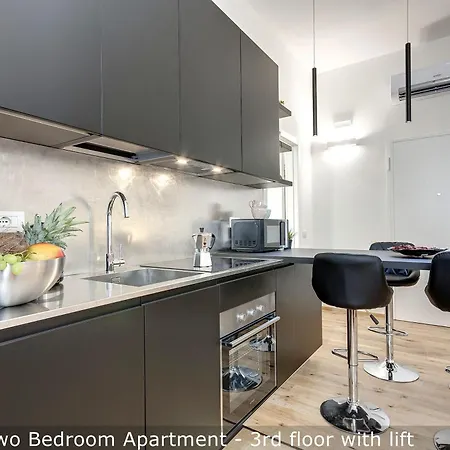 Cavour By Mamo * Φλωρεντία