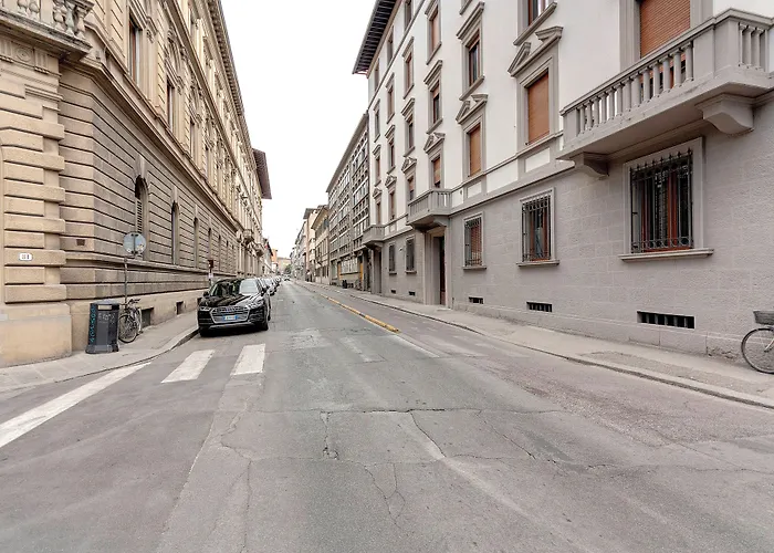 Cavour By Mamo *